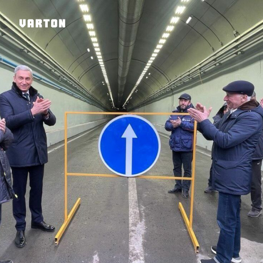 Промышленное освещение VARTON для безопасного движения транспорта